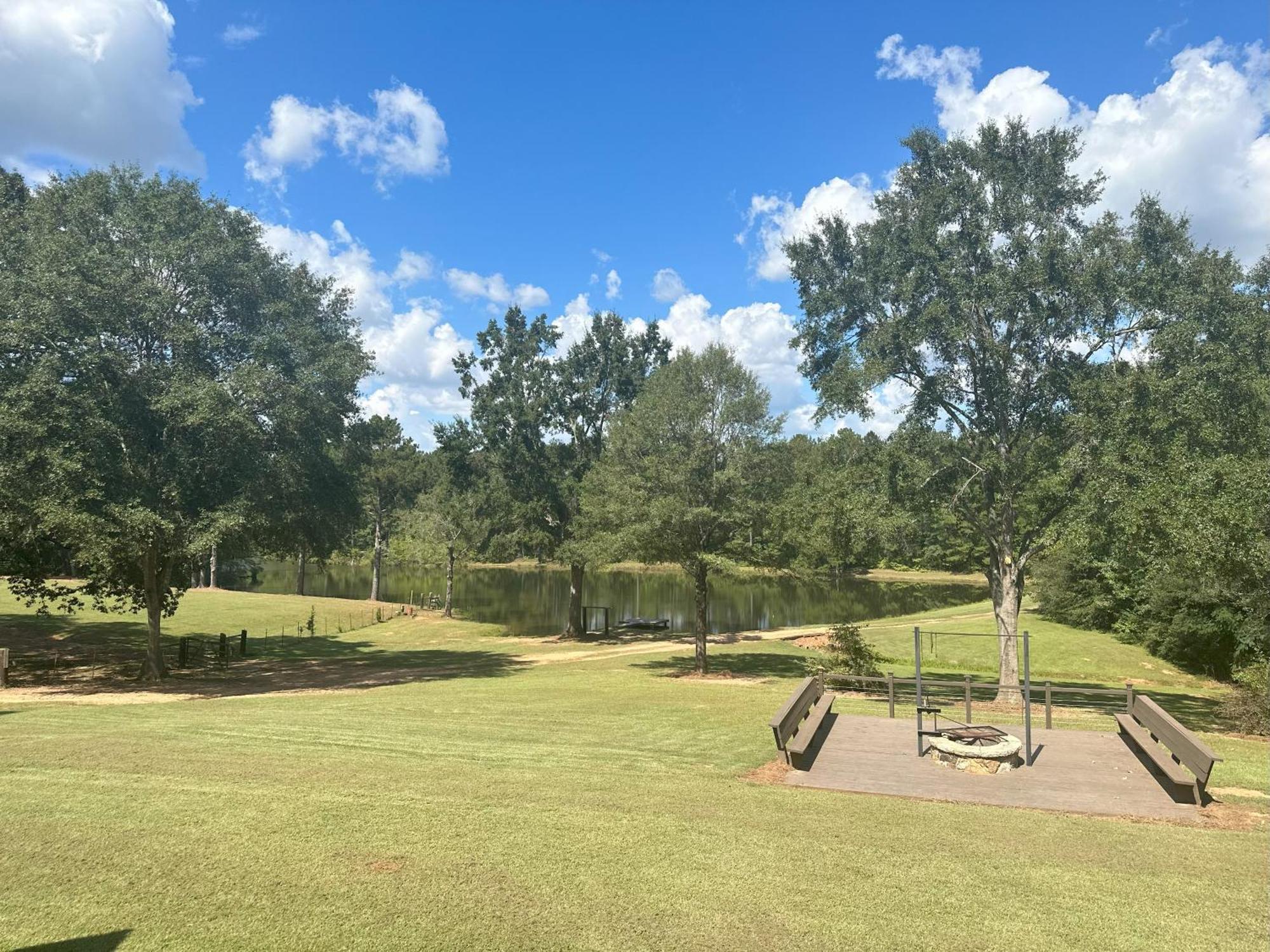 לוקוסט גרוב Refuge Ranch Retreat Log Cabin Lake 53+ Acres מראה חיצוני תמונה
