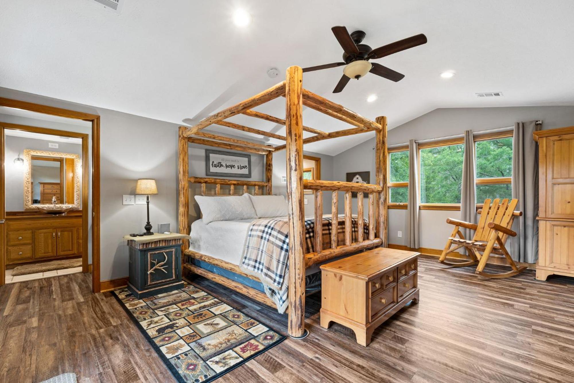 לוקוסט גרוב Refuge Ranch Retreat Log Cabin Lake 53+ Acres מראה חיצוני תמונה